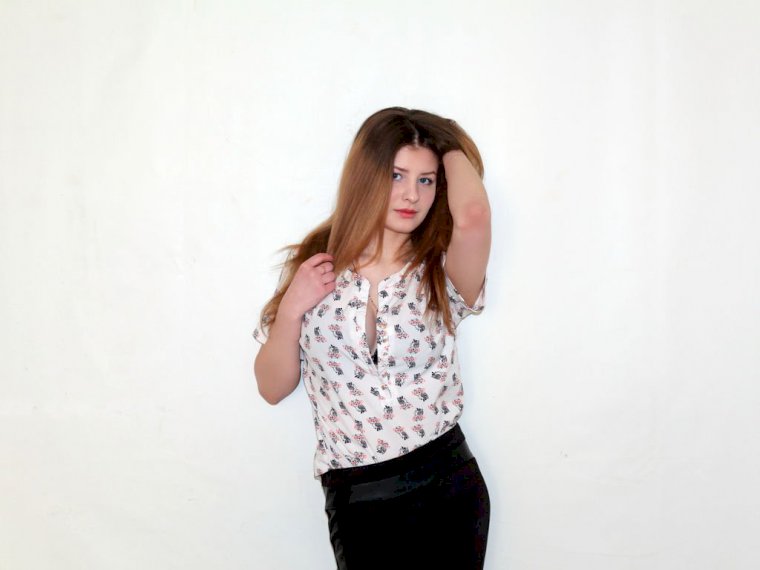 CoquettishAriel's profile - Image n°1