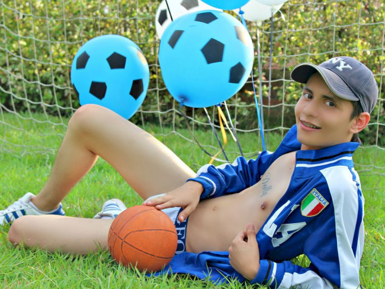 cristhianruiz's profile - Image n°1