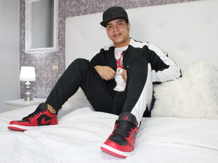 CristianMolina's profile - Image n°0