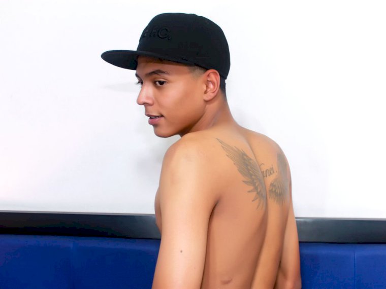 CristianoMunich's profile - Image n°1