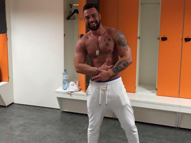 crixus69hot's profile - Image n°2