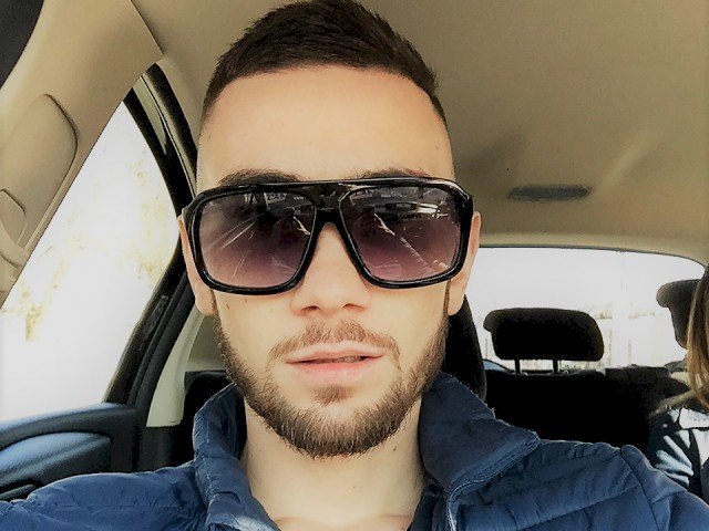 cum4u's profile - Image n°0