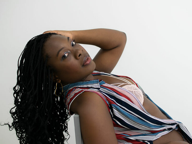 Profil de CurlElise - Photo n°0