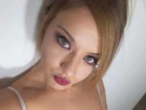 CurvyEingel's Sexcam