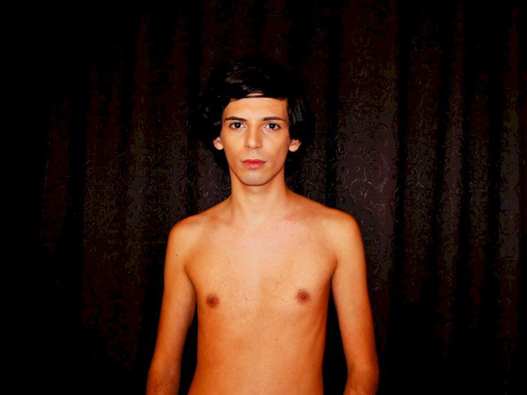 Cuteboy2julio's profile - Image n°0