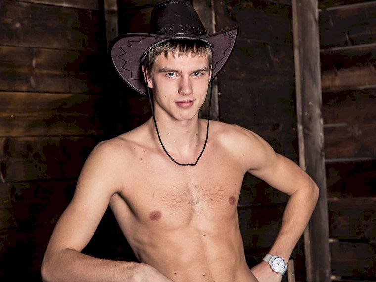 CuteBoyCollin's profile - Image n°0