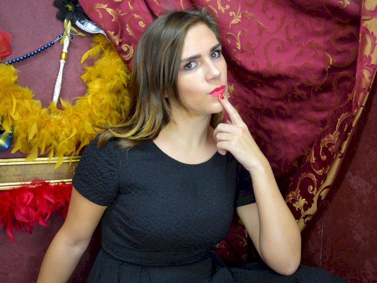 CuteLauraForU's profile - Image n°0