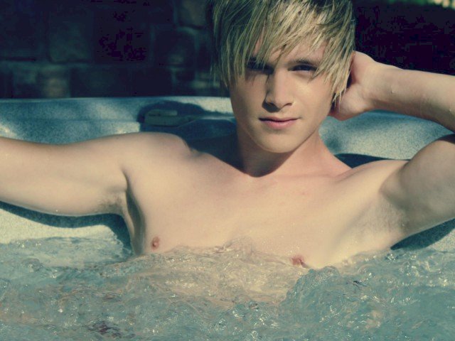 Cutetwinkboy's profile - Image n°2