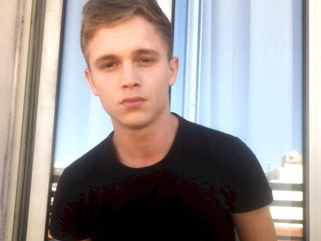 Cutetwinkboy's profile - Image n°4