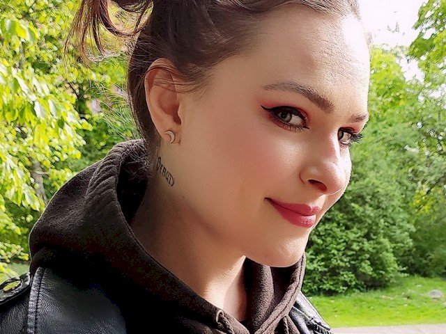 dominiqueLux's profile - Image n°2