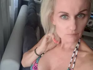 Webcam sex met Daryna