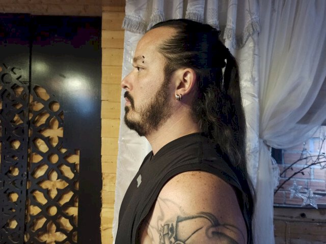 DomVoyeur's profile - Image n°0