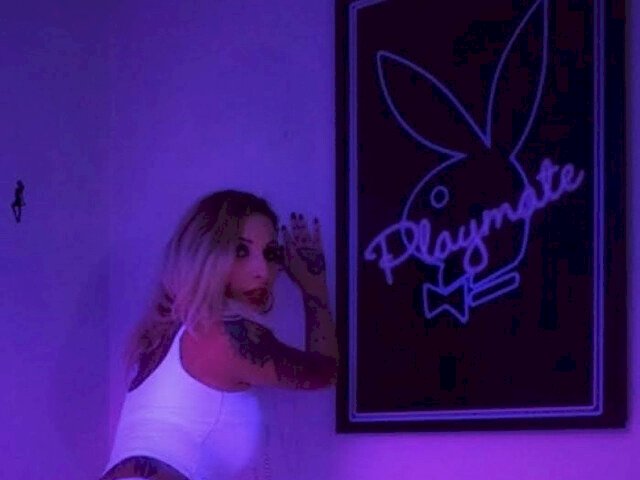 DaniAmy's profile - Image n°1