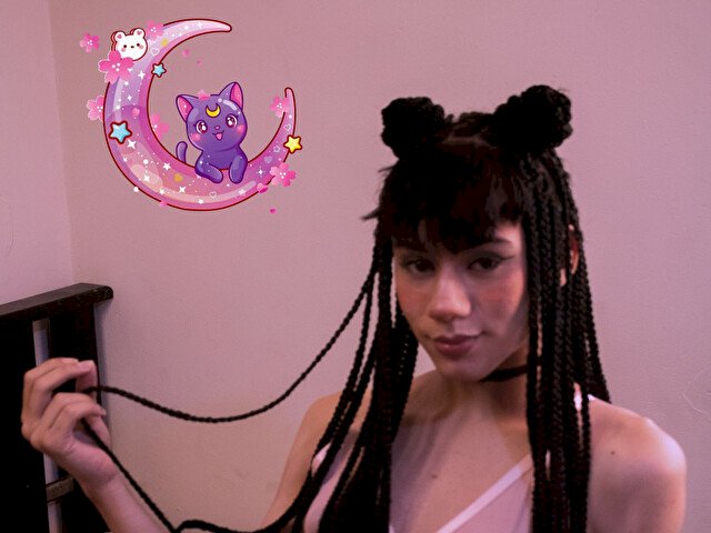 DimytraHotie's profile - Image n°1