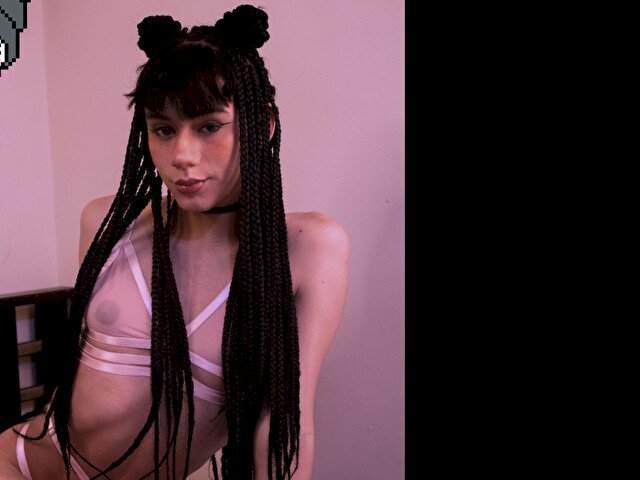 DimytraHotie's profile - Image n°4