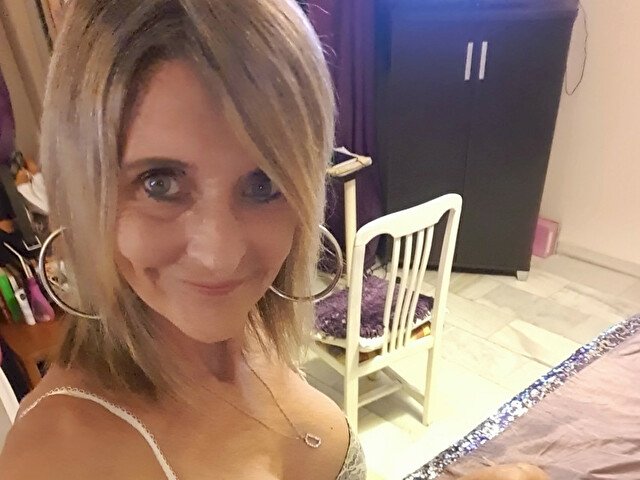 Djdebz's profile - Image n°3