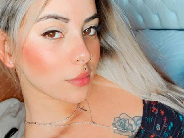 Debora97's profile - Image n°0
