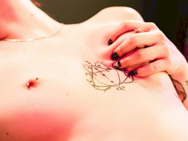DaynaraLee's profile - Image n°4