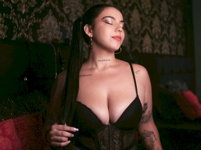 DannaJones's profile - Image n°2