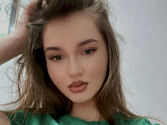 DivineLariss's profile - Image n°0