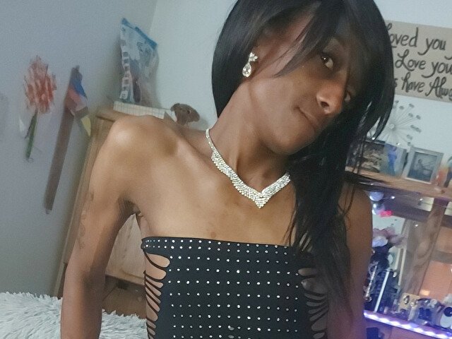 DannieLuxe's profile - Image n°5