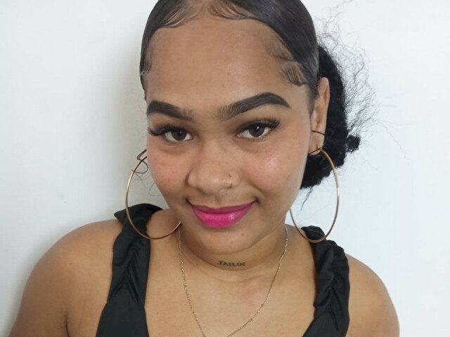 DannaRoberts's profiel - Afbeelding n°5