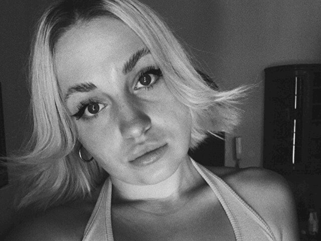 DayanaShow's profile - Image n°0