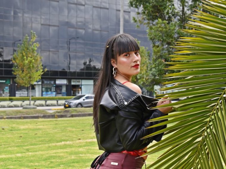 DakotaStuart's profile - Image n°0