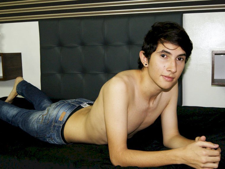 DAMIENXXXX's profile - Image n°0