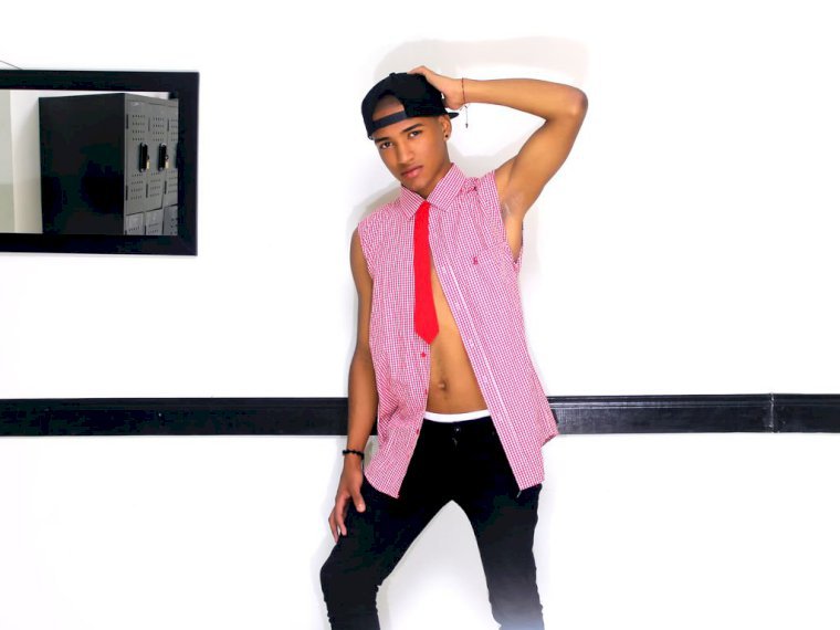DancerTwink's profile - Image n°0