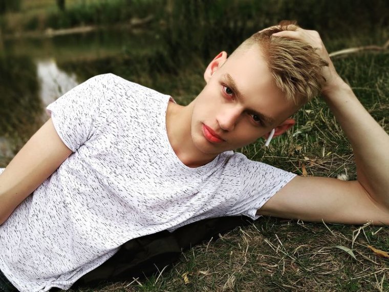 DanielDevison's profile - Image n°0