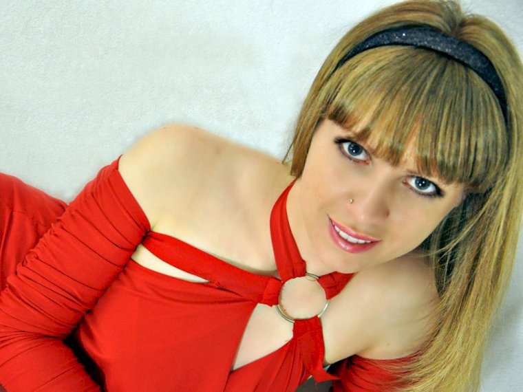 DanniellaDOLL's profile - Image n°1
