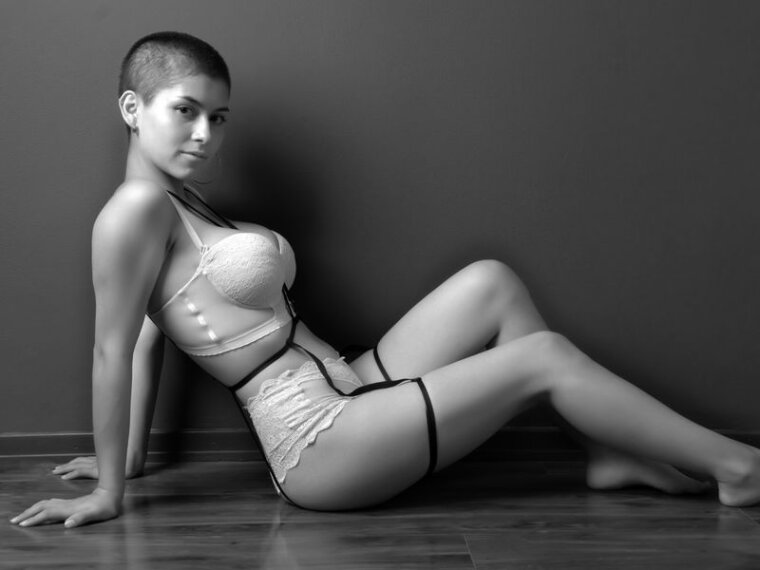Profil de DanniellaRainer - Photo n°1