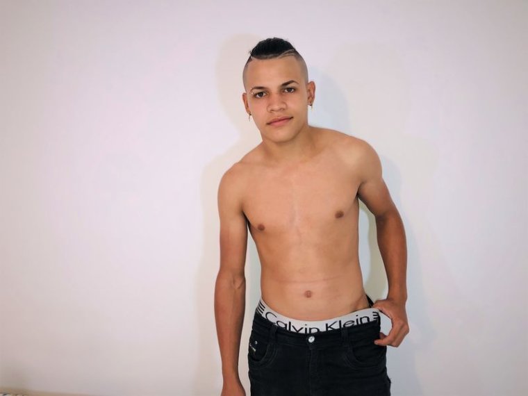 DannyVegas's profile - Image n°0
