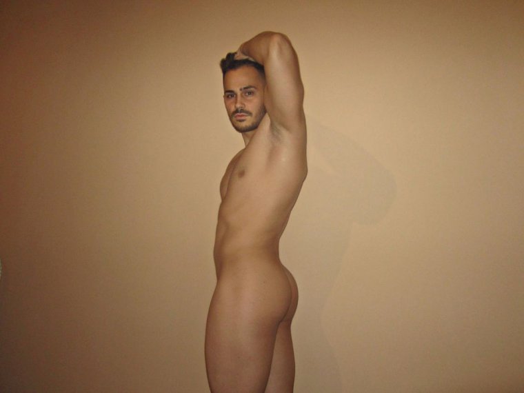 DavidPerryy's profile - Image n°1