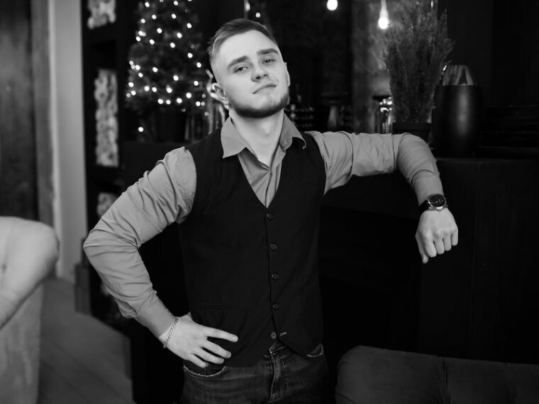 DEANMORGAN's profile - Image n°0