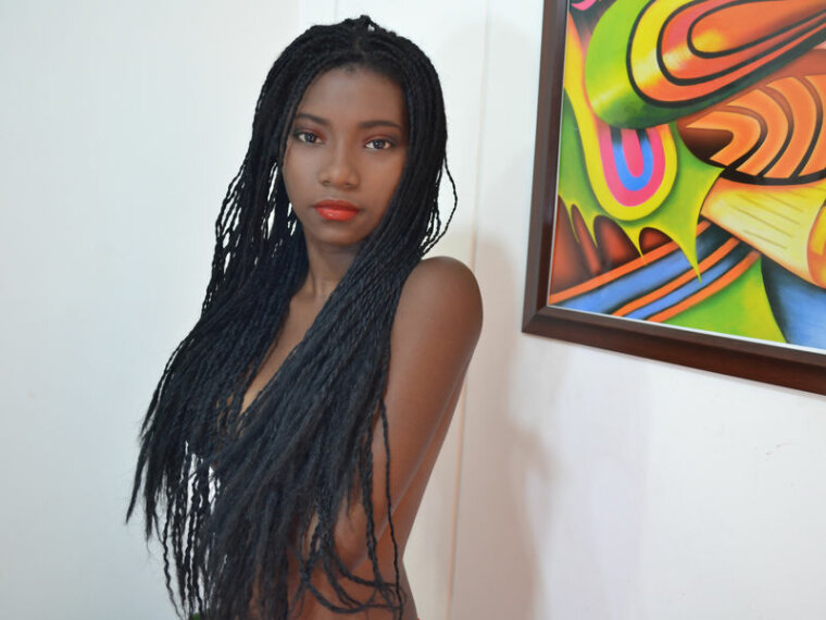 Deenaluxury's profile - Image n°1