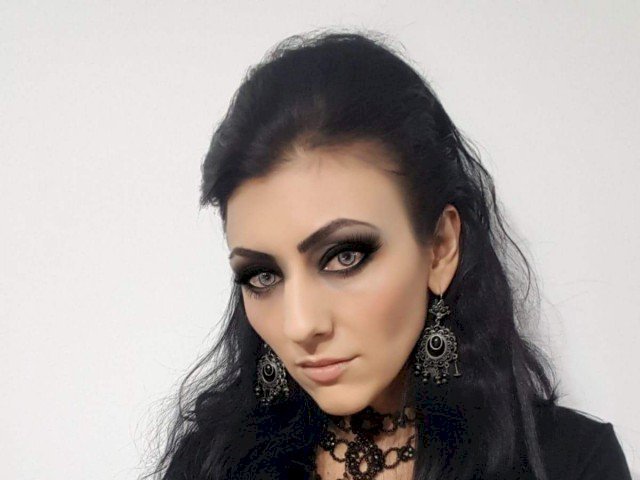 deepthroatme's profile - Image n°0