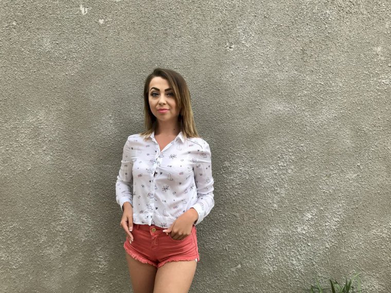 DeliaDely's profile - Image n°1