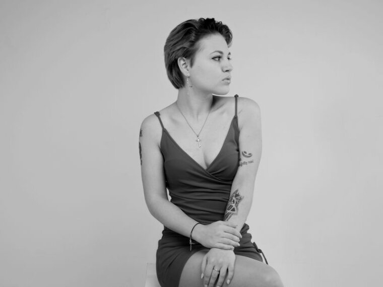 DelphicScarlett's profile - Image n°0