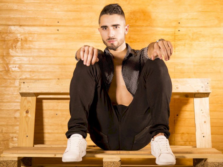 DemetrioCole's profile - Image n°0