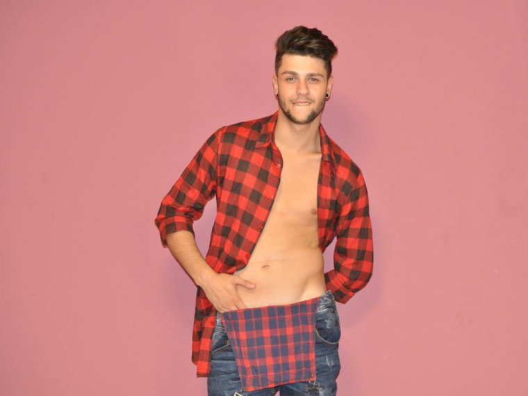 DennisHunter's profile - Image n°0