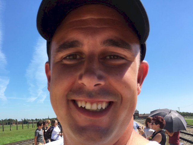 Denny's profile - Image n°1