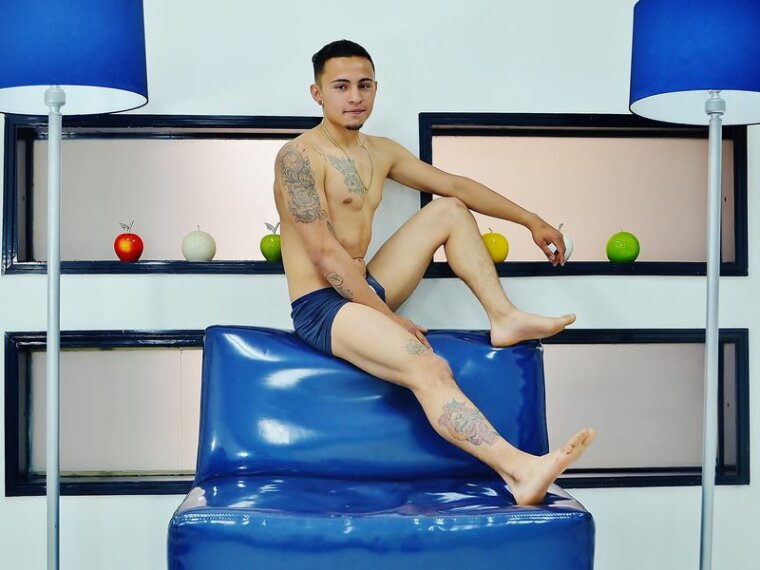 DilanAndrey's profile - Image n°1