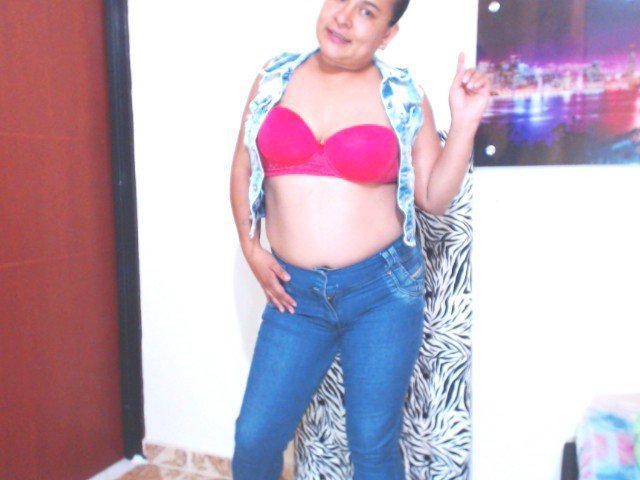 DirtyXimena's profile - Image n°0
