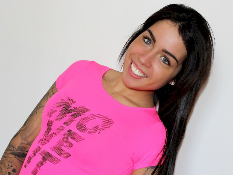 DominicaDice's profile - Image n°0