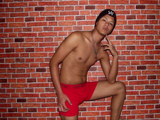 Profil de DUOGAYHOT - Photo n°1