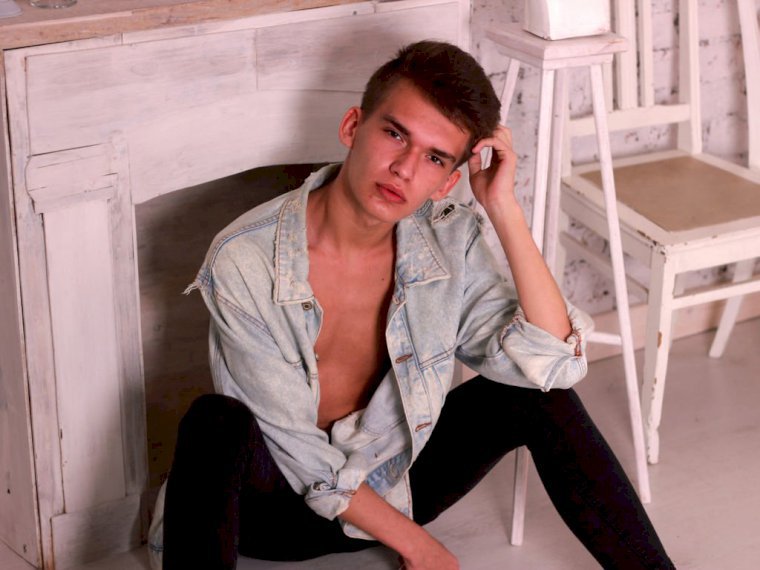 Profil de DylanAllen - Photo n°1