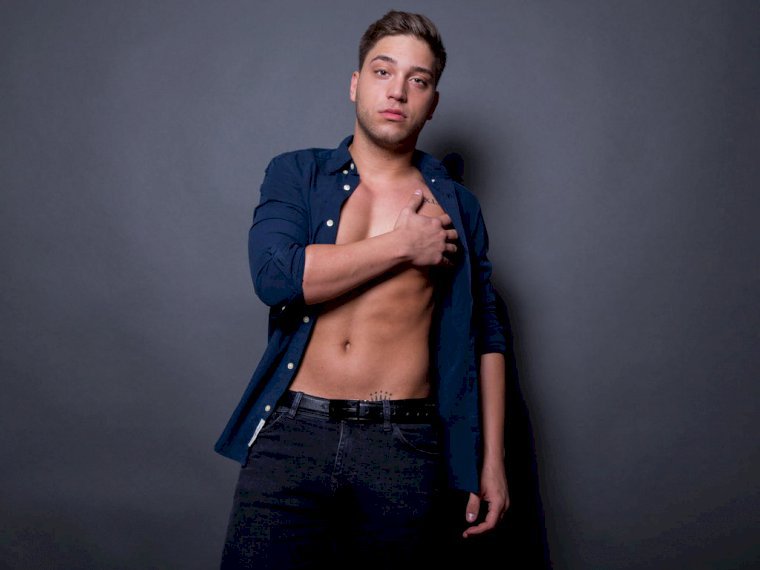DylanDeWitt's profile - Image n°0