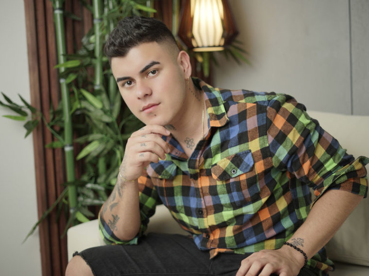 DylanMack's profile - Image n°0